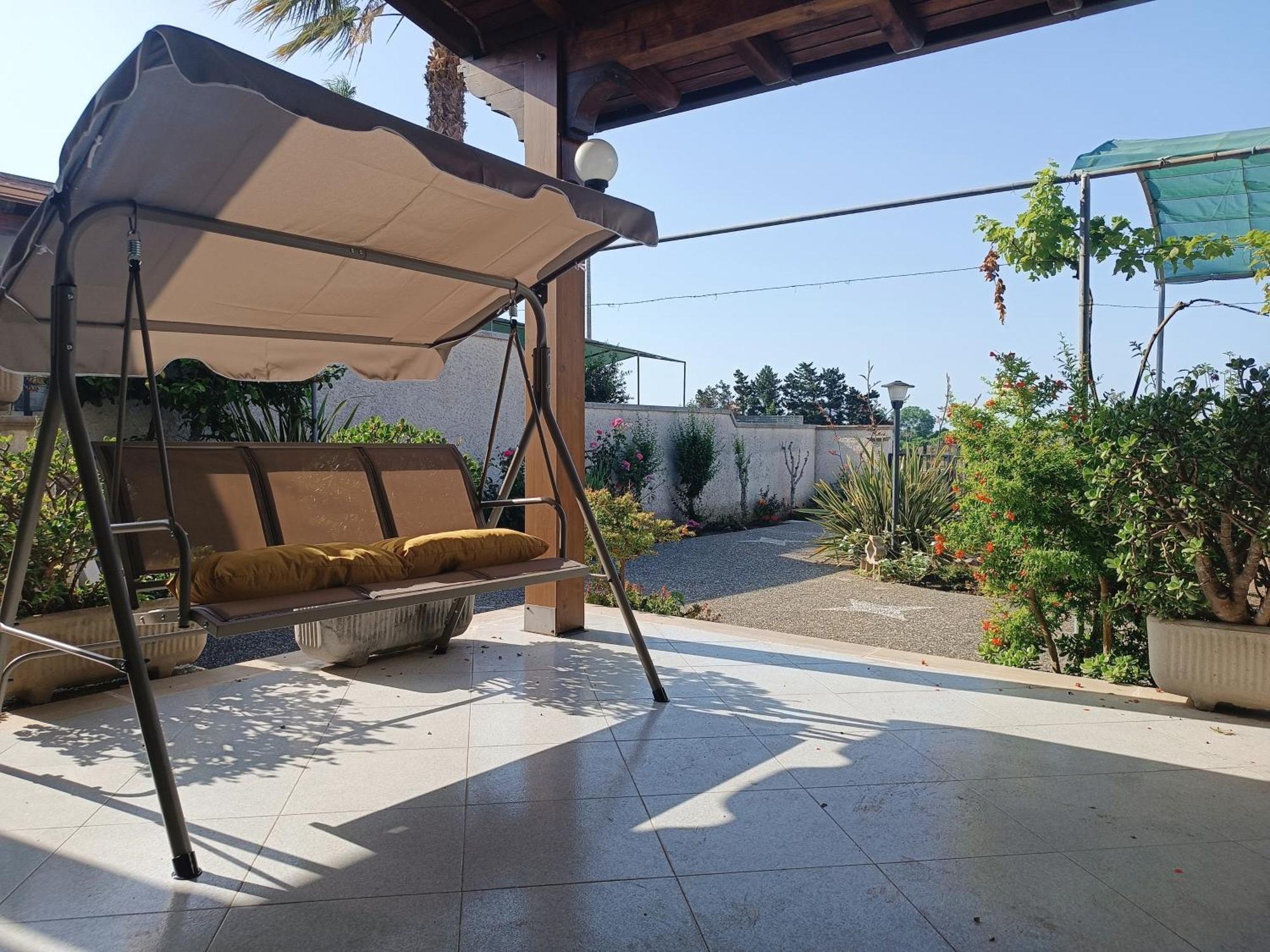 Il Giardino Di Sofia Charm And Comfort Apartment Torre dell'Orso Exterior foto